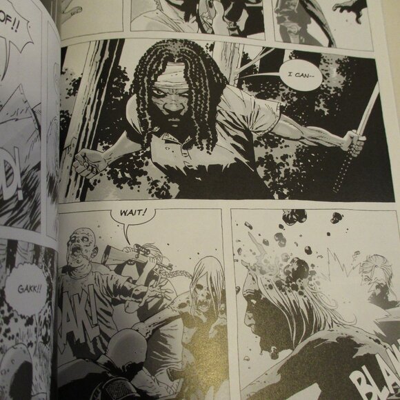 Walking Dead TPB Volume 6 Gray Black White Graphic Zombie Fighting Comic Book - Picture 9 of 14